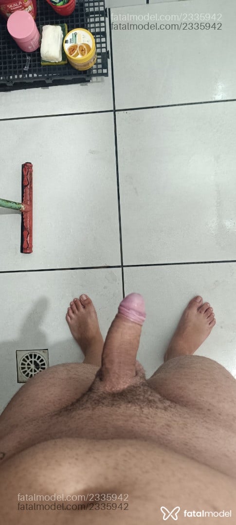 Acompanhante homem com cabelo castanho de olhos verdes em Patos de Minas Acompanhante homem com cabelo castanho de olhos verdes em Patos de Minas - Silva