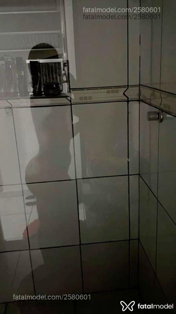 Acompanhante mulher morena (o) de olhos castanhos em Uberlândia - Karol