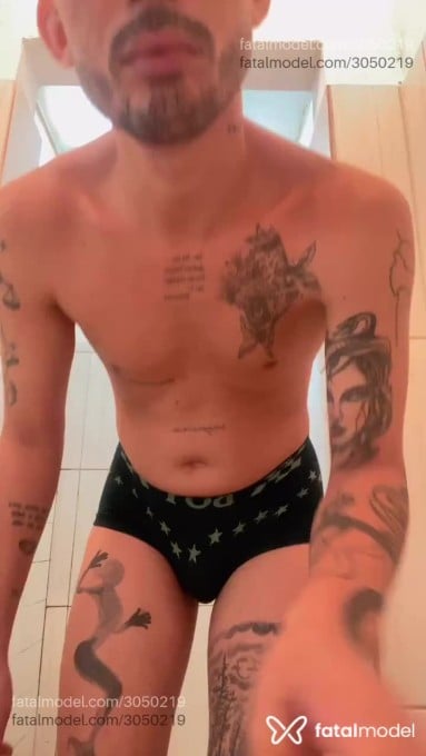 Acompanhante homem com cabelo castanho de olhos castanhos em Muriaé - Henrique