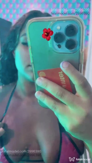 Acompanhante mulher morena (o) de olhos pretos em Virtual - Morena