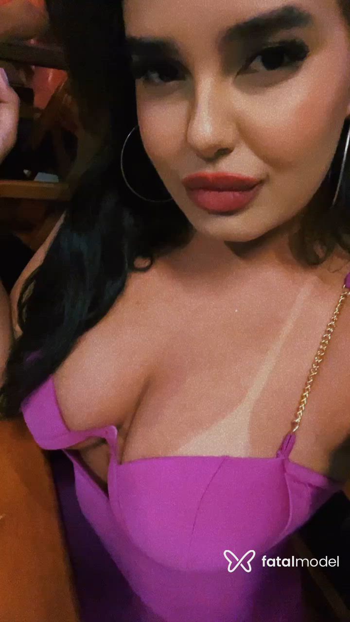 Acompanhante mulher com cabelo castanho de olhos castanhos - Kate