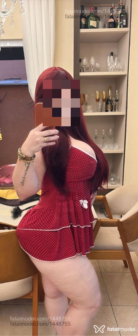 Acompanhante mulher ruiva (o) de olhos azuis - Imola Acompanhante mulher ruiva (o) de olhos azuis - Imola