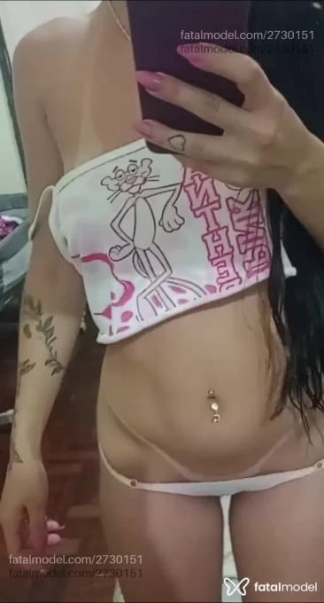 Acompanhante mulher morena (o) de olhos castanhos em Divinópolis - Vitoria