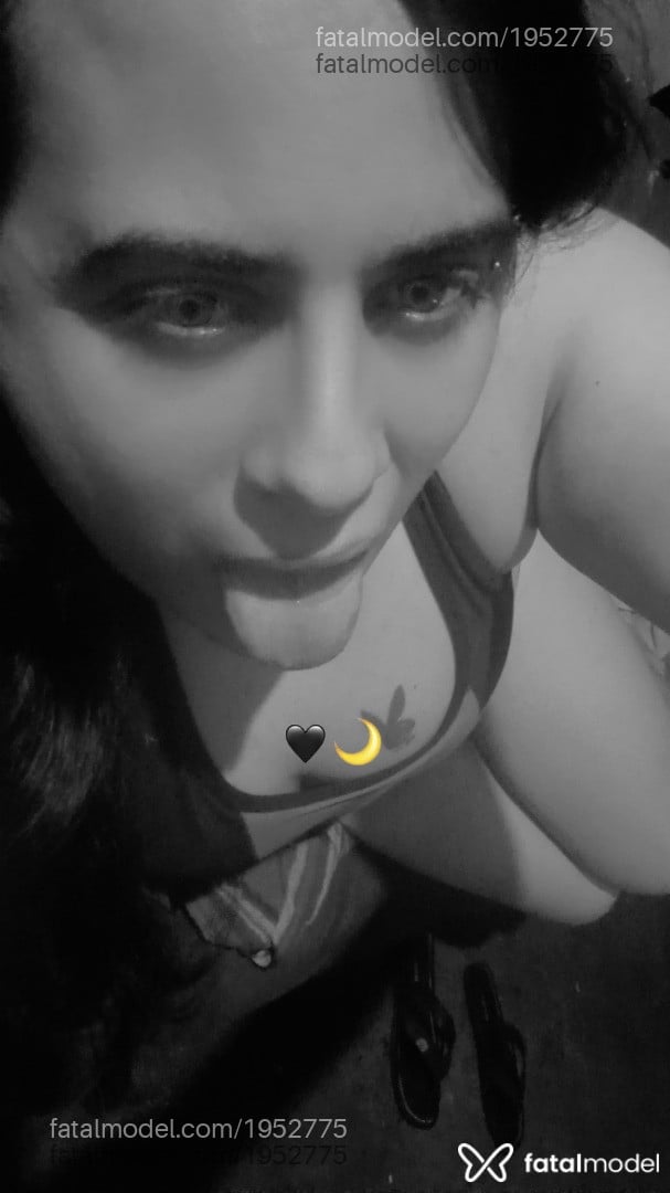 Acompanhante mulher morena (o) de olhos castanhos em Passo Fundo - Aleh