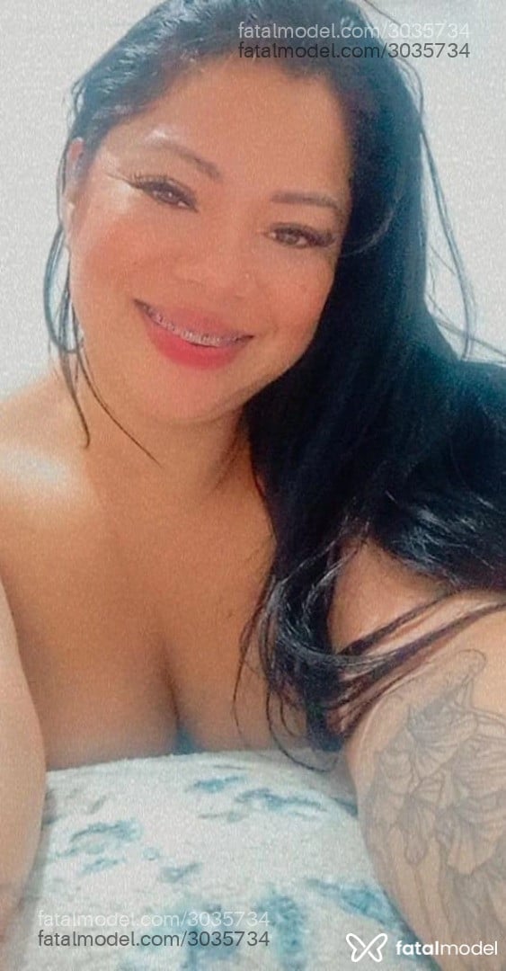 Acompanhante mulher morena (o) de olhos castanhos em Brasília Acompanhante mulher morena (o) de olhos castanhos em Brasília - Ericka