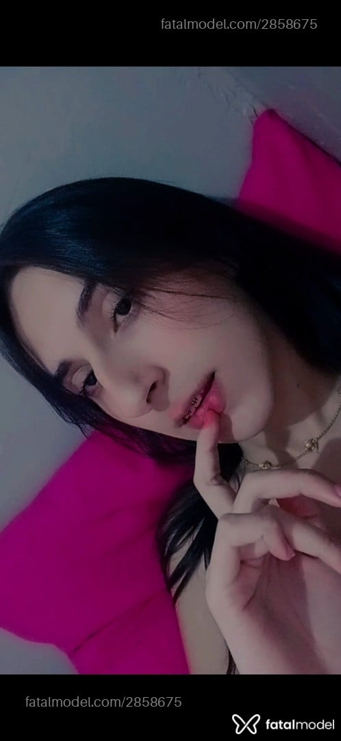 Acompanhante mulher trans morena (o) de olhos castanhos em Santa Cruz do Sul - Rauana