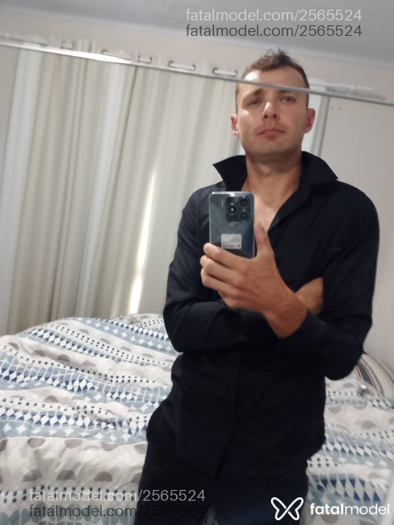 Acompanhante homem loira (o) de olhos azuis em Caxias do Sul Acompanhante homem loira (o) de olhos azuis em Caxias do Sul - Edu