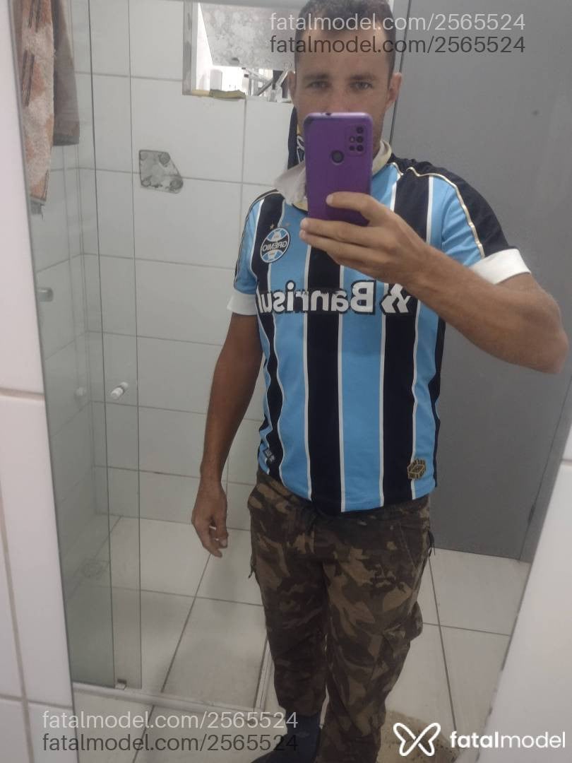 Acompanhante homem loira (o) de olhos azuis em Caxias do Sul Acompanhante homem loira (o) de olhos azuis em Caxias do Sul - Edu