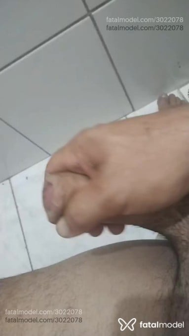 Acompanhante homem morena (o) de olhos castanhos em Rio de Janeiro Acompanhante homem morena (o) de olhos castanhos em Rio de Janeiro - Gas