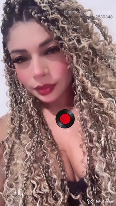 Acompanhante mulher morena (o) de olhos castanhos - Pérola Acompanhante mulher morena (o) de olhos castanhos - Pérola