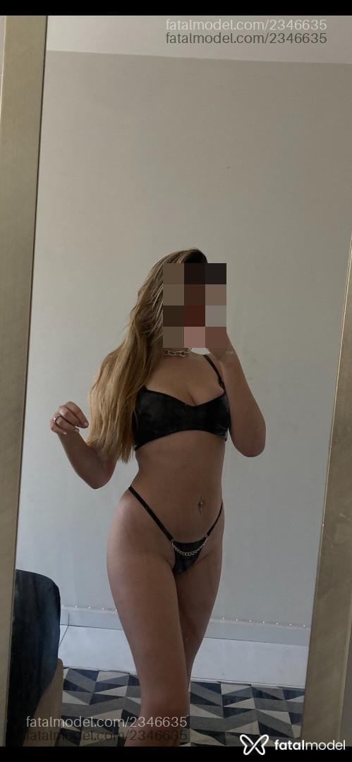 Acompanhante mulher loira (o) de olhos castanhos em Curitiba - Isabely Dib