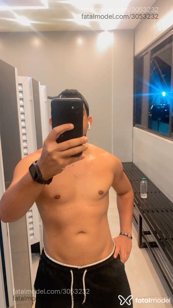 Acompanhante homem morena (o) de olhos castanhos em Indaiatuba - Arthur