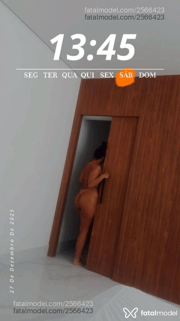 Acompanhante mulher morena (o) de olhos castanhos em Vila Velha Acompanhante mulher morena (o) de olhos castanhos em Vila Velha - Mia Setubal