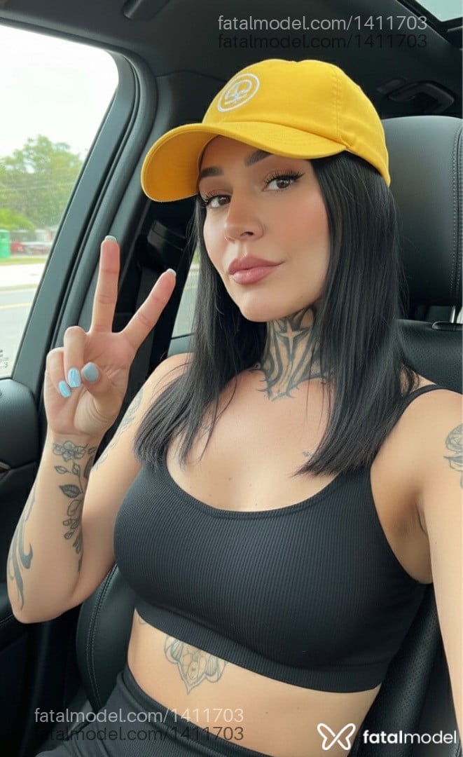 Acompanhante mulher morena (o) de olhos mel - Engel Menezes