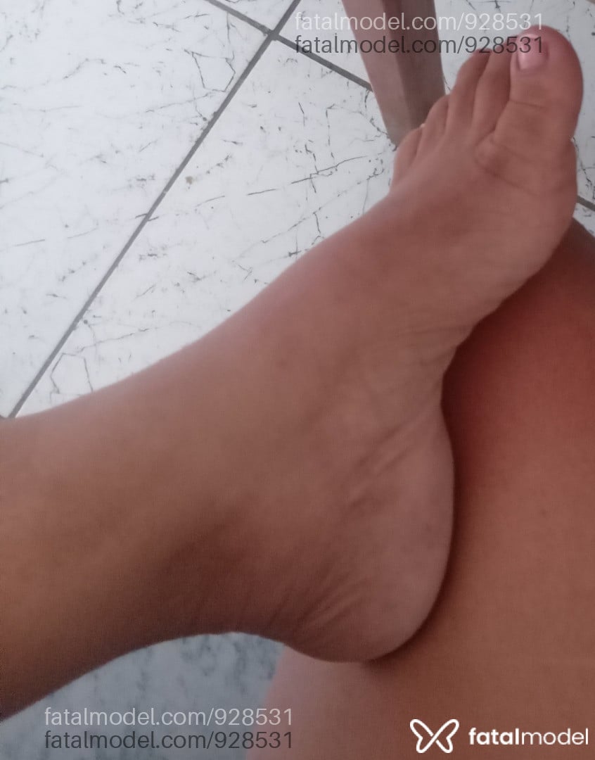 Acompanhante mulher morena (o) de olhos castanhos em Aparecida - Angel Martins