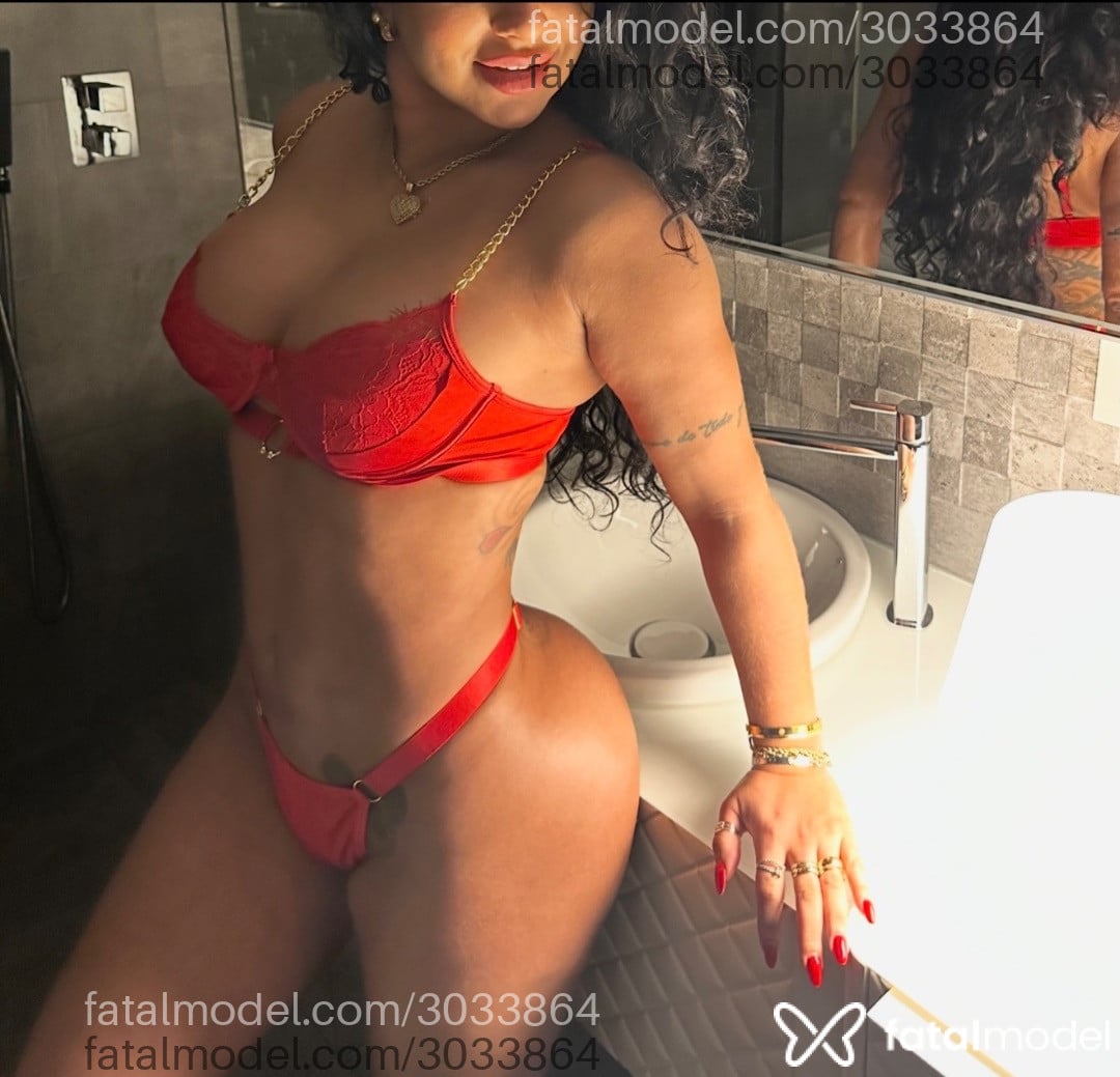 Acompanhante mulher morena (o) de olhos castanhos em Santa Maria - Giovana Fontinelly