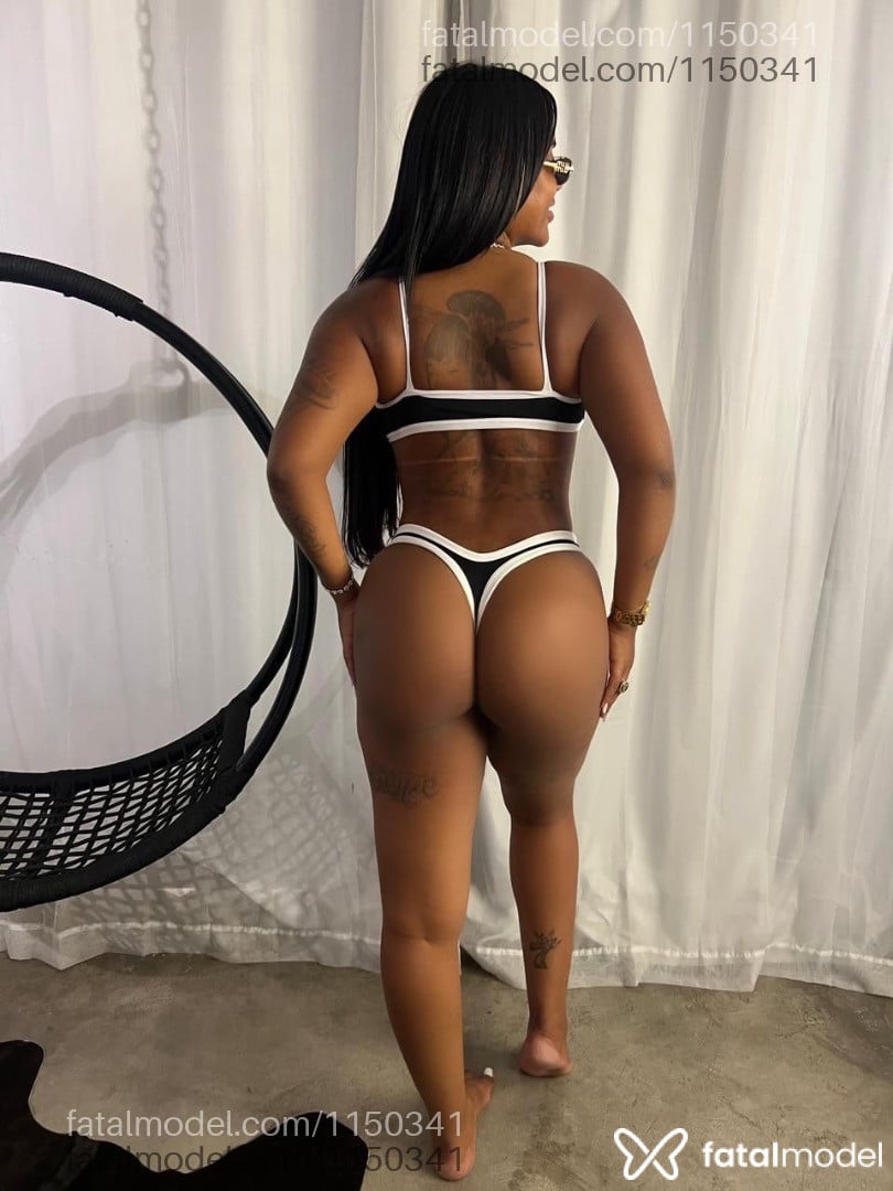 Acompanhante mulher com cabelo castanho de olhos pretos em São Paulo Acompanhante mulher com cabelo castanho de olhos pretos em São Paulo - Laura Lopes