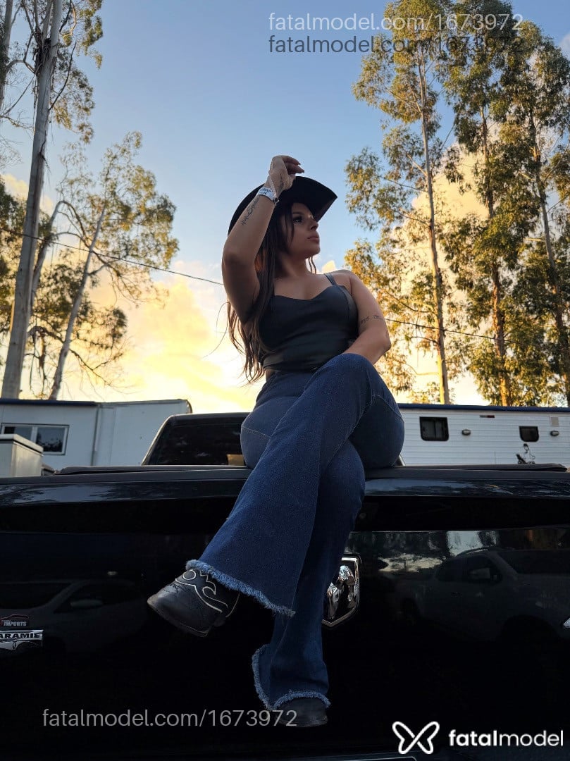 Acompanhante mulher com cabelo castanho de olhos castanhos em Vacaria Acompanhante mulher com cabelo castanho de olhos castanhos em Vacaria - Gauchaoficial