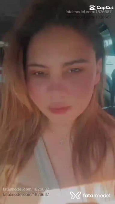 Acompanhante mulher loira (o) de olhos mel em Uberlândia - Bruna