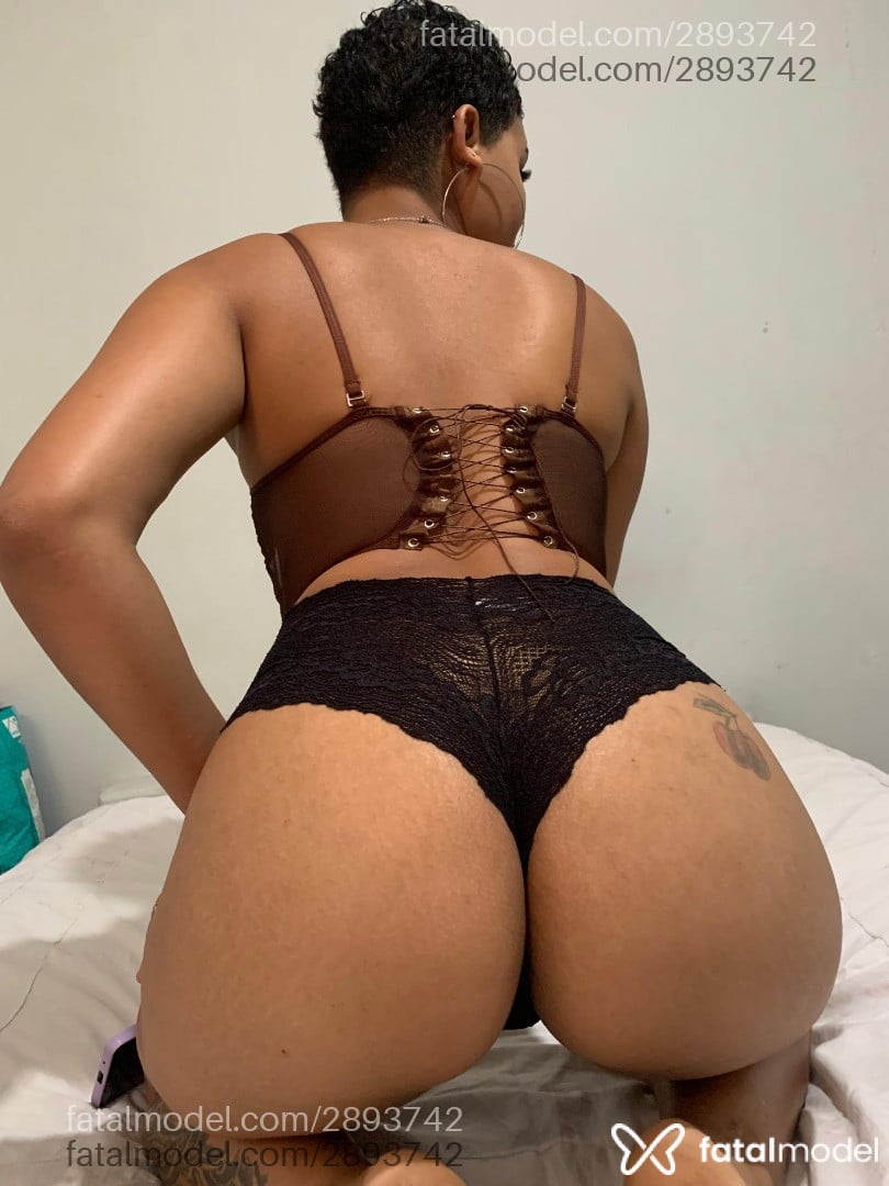 Acompanhante mulher morena (o) de olhos castanhos em Fortaleza - Halana Ribeiro
