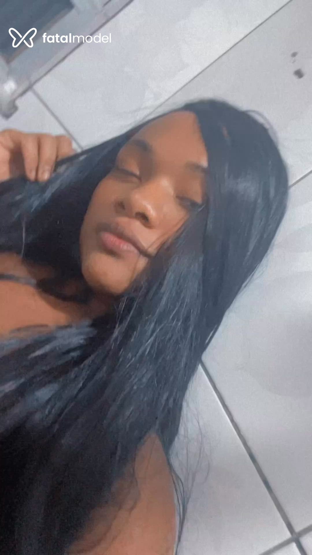Acompanhante mulher com cabelo castanho de olhos pretos em Rio de Janeiro Acompanhante mulher com cabelo castanho de olhos pretos em Rio de Janeiro - Laura