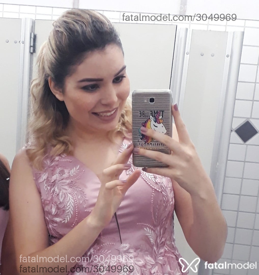 Acompanhante mulher loira (o) de olhos castanhos em São Paulo - Mulhersp