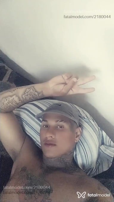 Acompanhante homem morena (o) de olhos castanhos em São José do Rio Preto Acompanhante homem morena (o) de olhos castanhos em São José do Rio Preto - Henrique