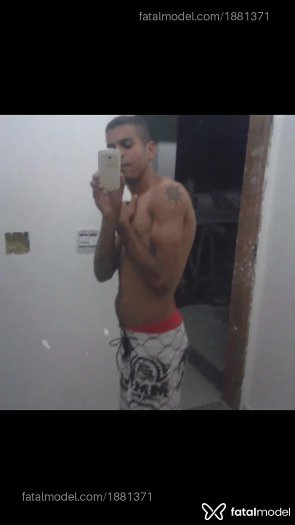 Acompanhante homem morena (o) de olhos castanhos em Itabira Acompanhante homem morena (o) de olhos castanhos em Itabira - Robert