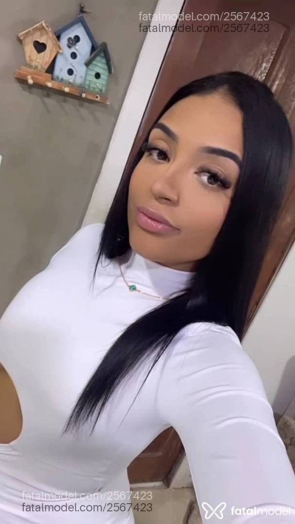 Acompanhante mulher morena (o) de olhos castanhos - Mel Mattos