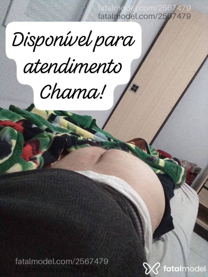 Acompanhante homem com cabelo castanho de olhos verdes - Taki Parrudinho Acompanhante homem com cabelo castanho de olhos verdes - Taki Parrudinho