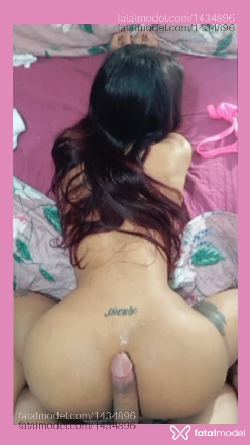 Acompanhante travesti com cabelo castanho de olhos castanhos em Curitiba - Biakhallifa