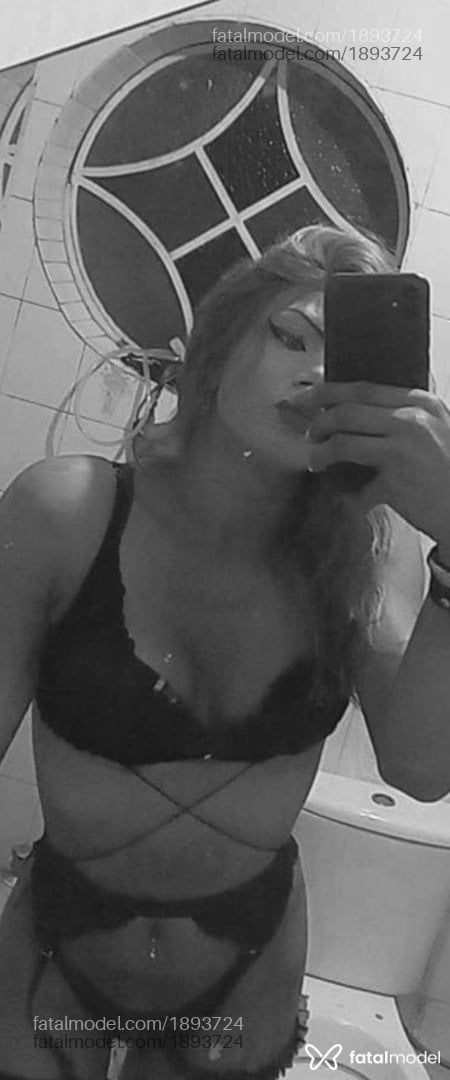 Acompanhante mulher trans morena (o) de olhos pretos em Betim - Débora Souza Alef