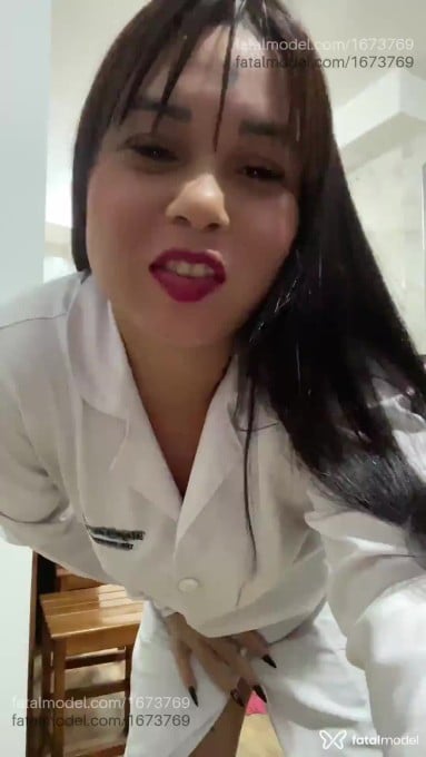 Acompanhante mulher ruiva (o) de olhos pretos em Goiânia - Fabiana