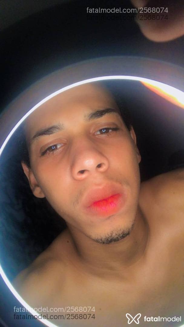 Acompanhante homem sem cabelo de olhos pretos em Teixeira de Freitas - Alan Ferraz Mendes