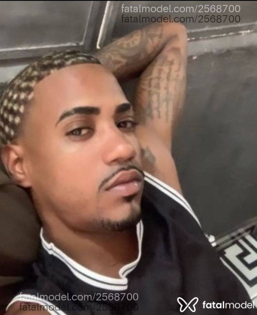 Acompanhante homem sem cabelo de olhos mel em Rio de Janeiro - Lucas