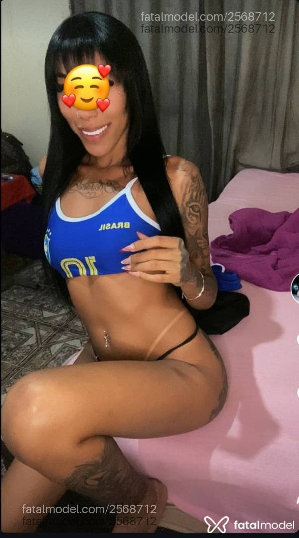 Acompanhante mulher morena (o) de olhos castanhos - Gaby Ravellin