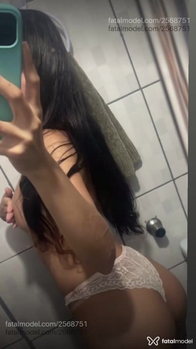 Acompanhante mulher trans loira (o) de olhos castanhos em Itanhaém - Maria Vitoria
