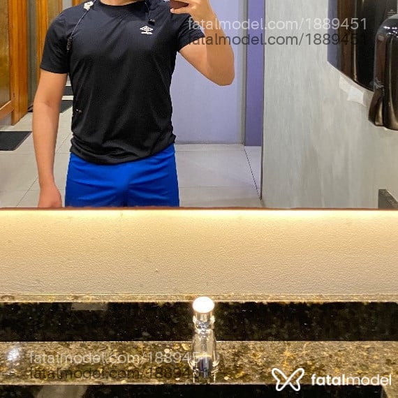 Acompanhante homem morena (o) de olhos pretos em Sombrio Acompanhante homem morena (o) de olhos pretos em Sombrio - Ruanatv