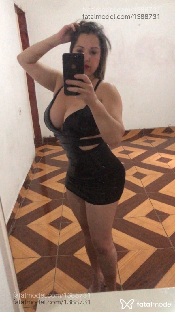 Acompanhante mulher loira (o) de olhos castanhos em Araraquara Acompanhante mulher loira (o) de olhos castanhos em Araraquara - Nicoly