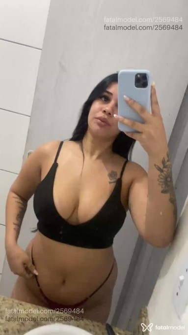 Acompanhante mulher morena (o) de olhos pretos - Gaby