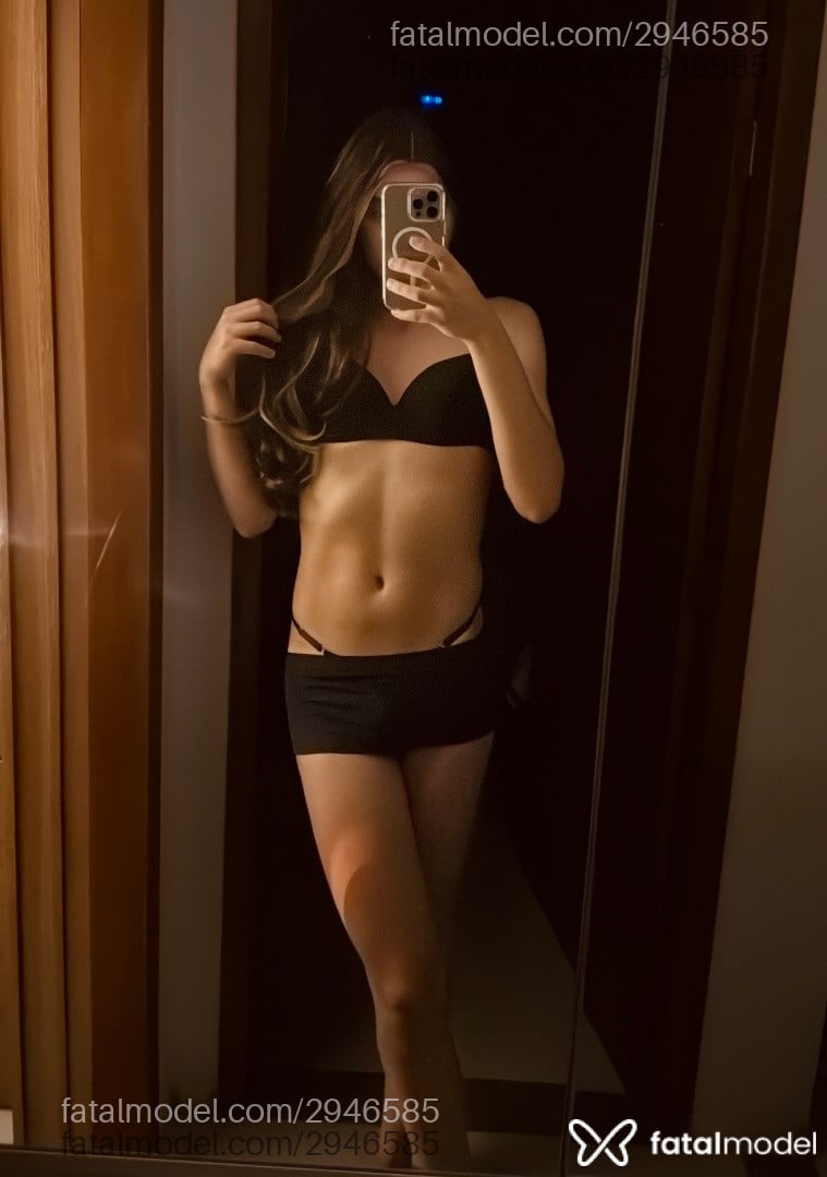 Acompanhante mulher trans com cabelo castanho de olhos castanhos em Jaraguá do Sul - Barbara