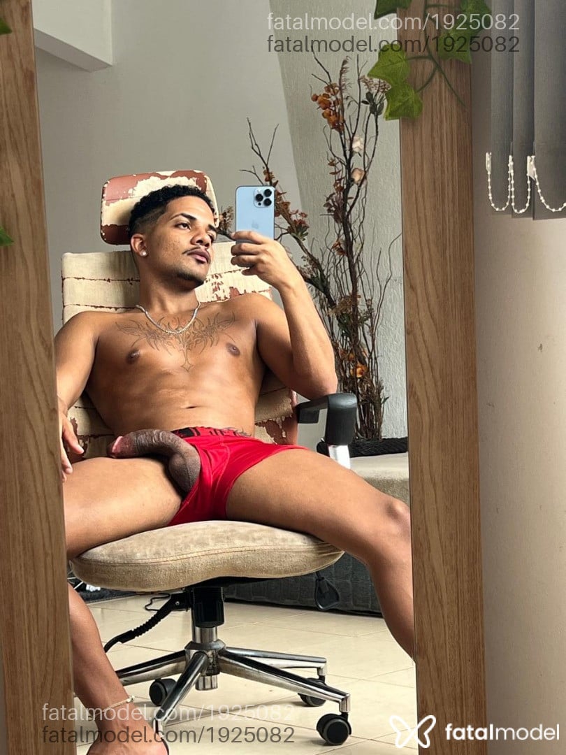 Acompanhante homem morena (o) de olhos castanhos em Ribeirão Preto - Yan Castro