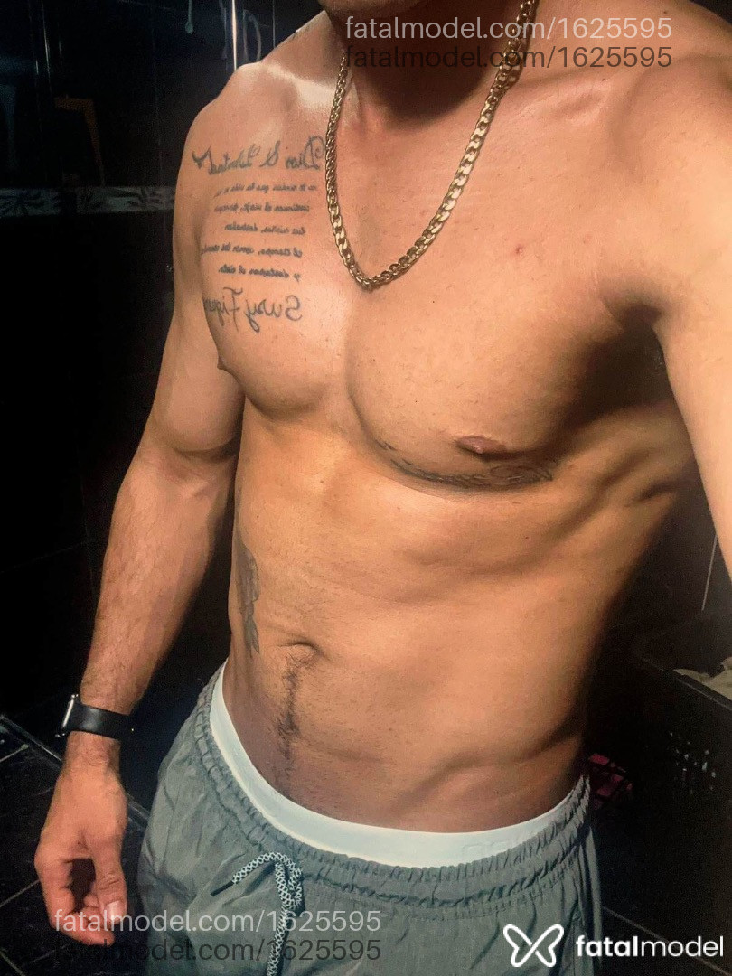Acompanhante homem morena (o) de olhos castanhos em São Paulo - Diego