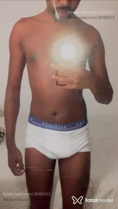 Acompanhante homem morena (o) de olhos pretos em São Paulo Acompanhante homem morena (o) de olhos pretos em São Paulo - Pedro