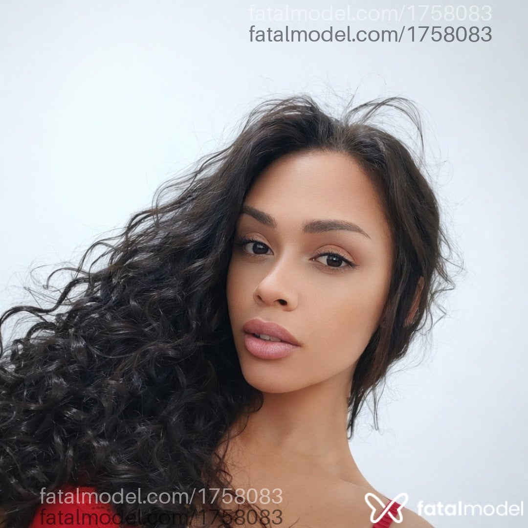 Acompanhante mulher com cabelo castanho de olhos castanhos em Recife - Raíra Berillo
