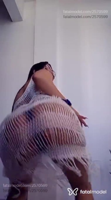 Acompanhante mulher com cabelo castanho de olhos castanhos em Balneário Camboriú - Lorena