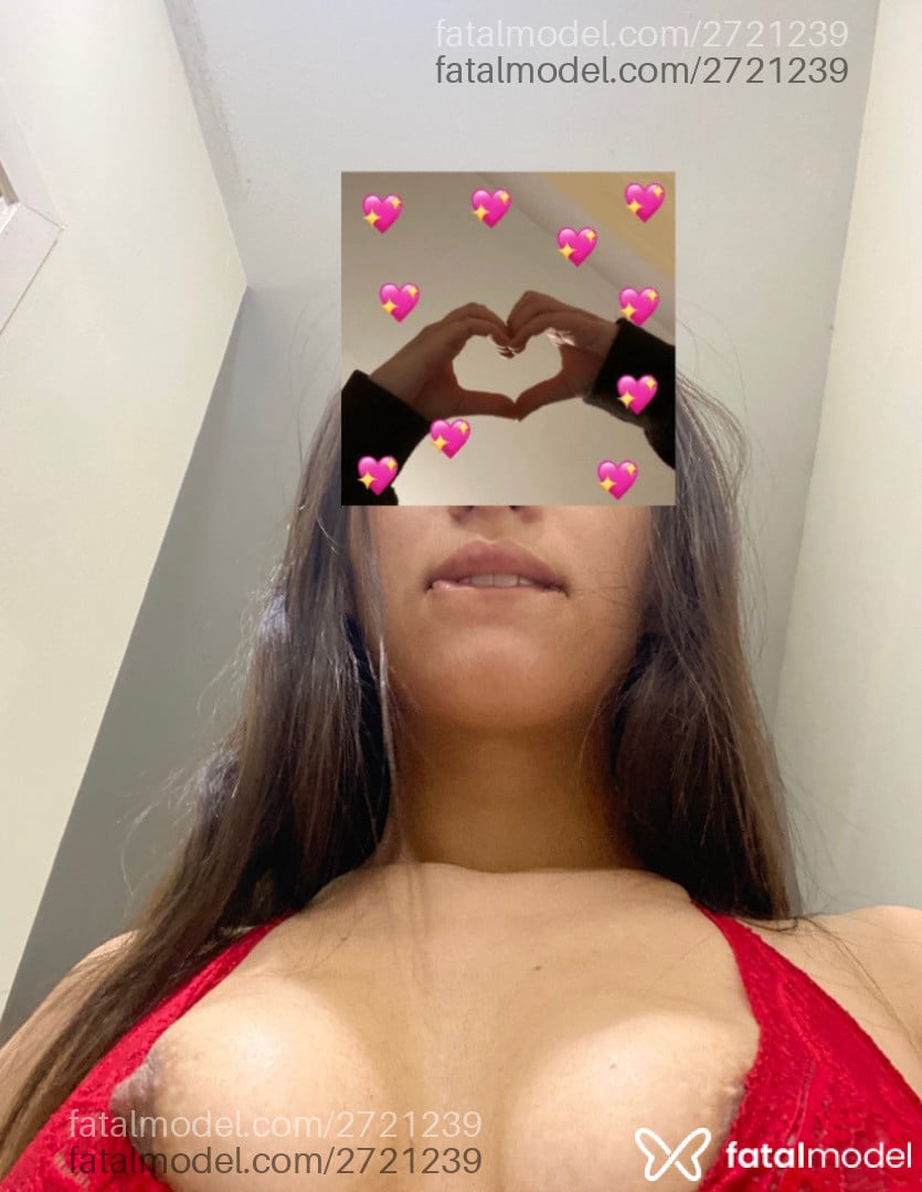 Acompanhante mulher morena (o) de olhos castanhos - Silva