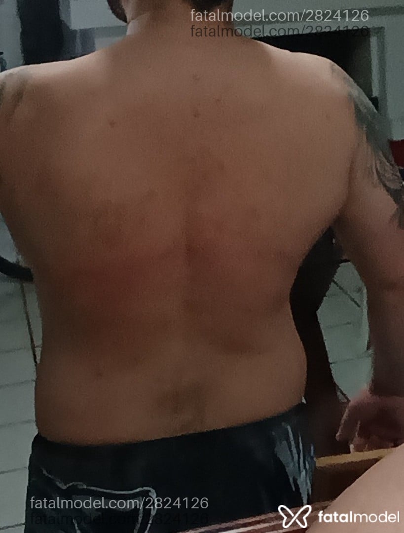 Acompanhante homem com cabelo castanho de olhos castanhos em Capão da Canoa - Bruno Dilliii