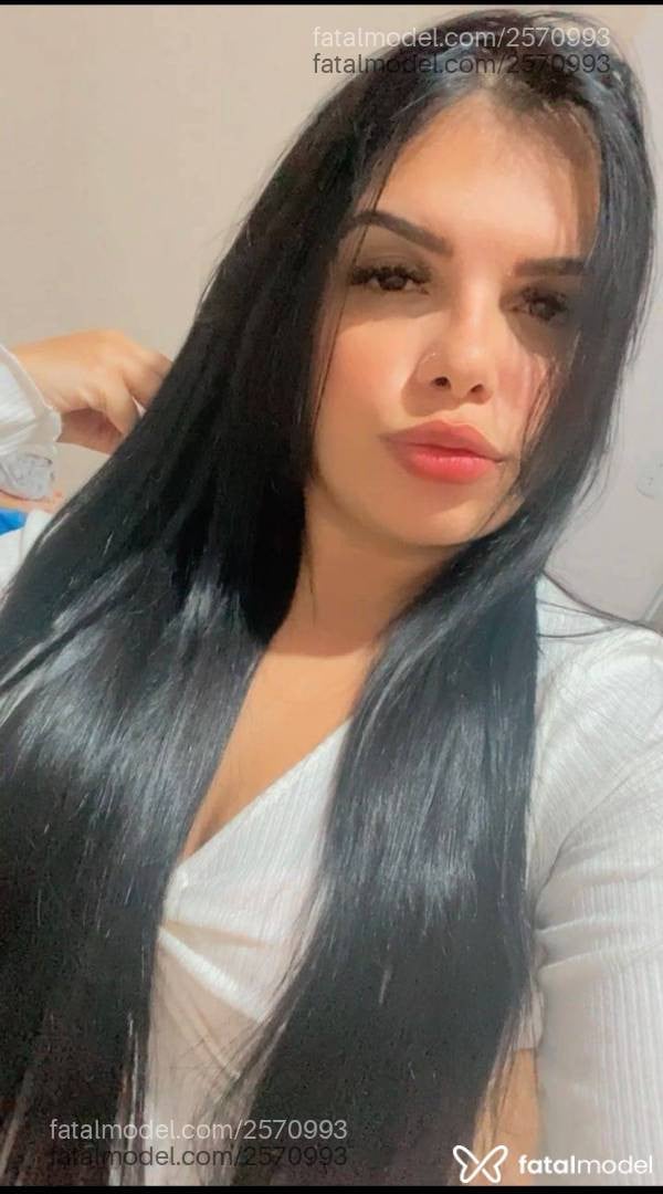 Acompanhante mulher com cabelo castanho de olhos castanhos em Maringá - Pamela Andrade
