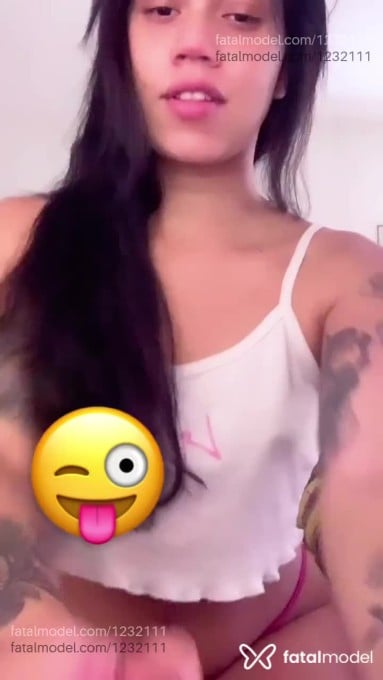 Acompanhante mulher trans com cabelo castanho de olhos castanhos - Jessy